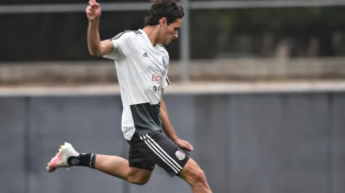 Santiago está lesionado en la actualidad.