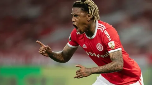 Abel Hernández en el Internacional de Porto Alegre