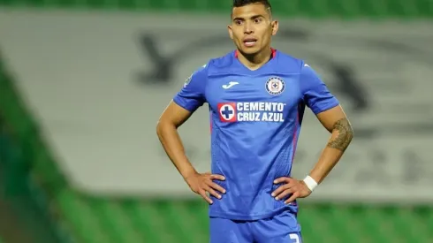 Orbelín Pineda en un partido del Guardianes