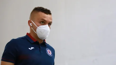 Jonathan Rodríguez con Cruz Azul