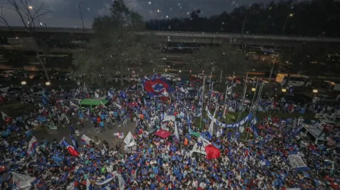 La serenata de la afición fue tremenda.