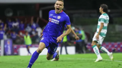 Cruz Azul vs Santos Laguna.