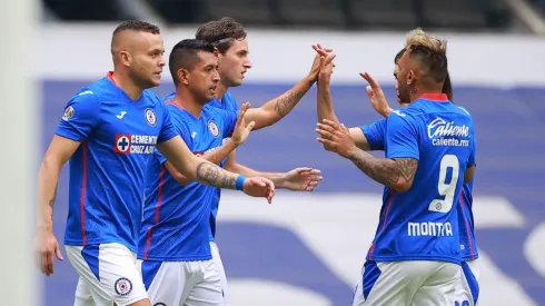 Elías Hernández ya tendría arreglo con otro equipo para marcharse de Cruz Azul.