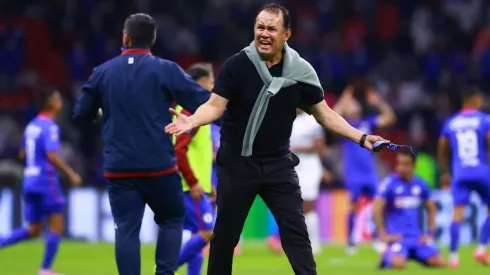 Juan Reynoso en el partido de la final del Guardianes