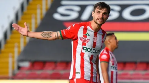 Unai Bilbao en un partido con el Necaxa