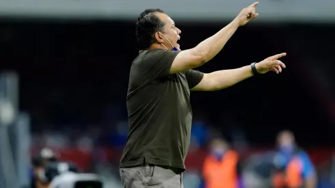 Juan Reynoso fue campeón con Cruz Azul.