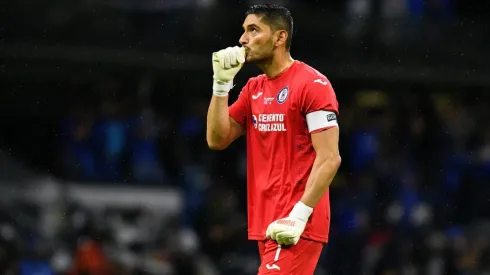 José de Jesús Corona quiere quedarse en Cruz Azul.