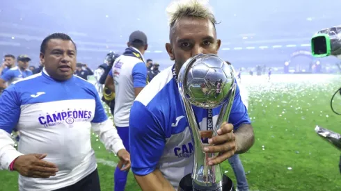 Montoya se quedó en Cruz Azul.