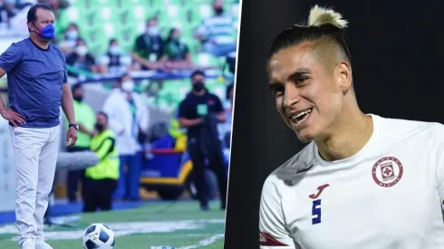 Juan Reynoso durante el encuentro ante el Santos Laguna