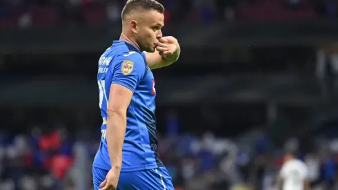 Jonathan Rodríguez es uno de los seleccionados sudamericanos de Cruz Azul.