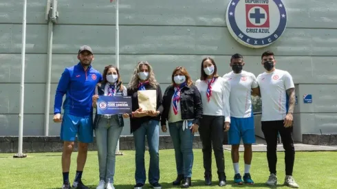 Cruz Azul donó 4500 alimentos para los afectados por las inundaciones en Hidalgo.