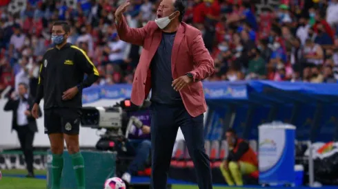 Juan Reynoso se va contento con el empate de Cruz Azul