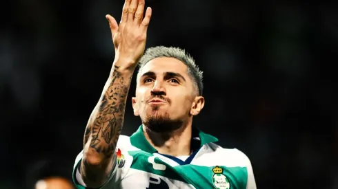 Diego Valdés es uno de los mejores futbolistas de Santos.