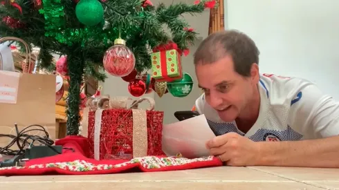 Jero Freizas con la playera de Cruz Azul.