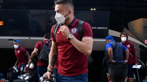 Jona quiere irse de Cruz Azul e interesa en dos ligas