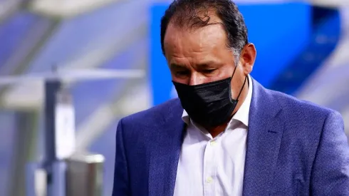 Juan Reynoso tendrá otra baja para el debut de Cruz Azul.