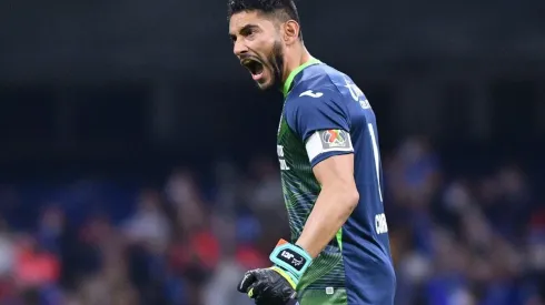 Jesús Corona festejó el gol de Cruz Azul.
