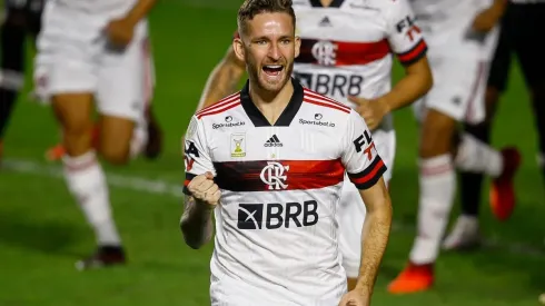 ¿Cuánto dinero ofrece Cruz Azul a Flamengo por Léo Pereira?