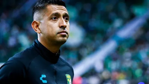 Elías fue convocado por su estratega Ariel Holan.