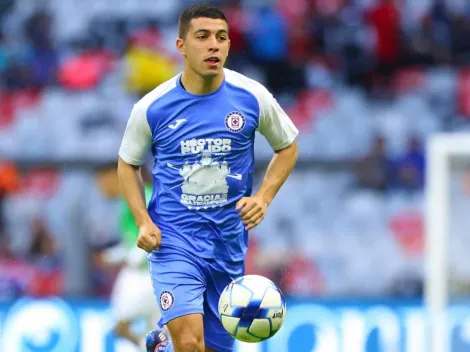 Cruz Azul rinde homenaje al legendario "Ocho Pulmones"