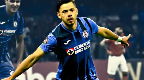 Ángel Romero volvió a brillar con Cruz Azul frente a Tigres.