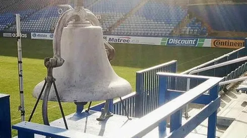La campana retumbó el Estadio Olímpico de Montreal