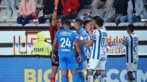 La segunda amarilla de Escobar.