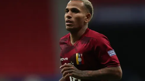 ◉ Las noticias de Cruz Azul hoy: Rómulo Otero se enfrentó a Lionel Messi en la Conmebol