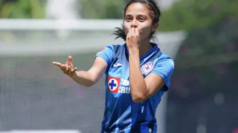 Dalia Molina firmó gol de vestidor para adelantar a Cruz Azul.