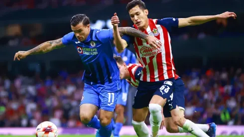 Cruz Azul perdió ante Chivas en el Esatadio Azteca.