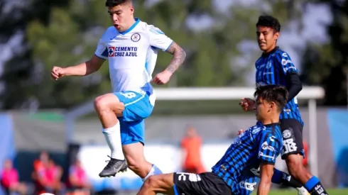 El mediocampista vive un presente desalentador en Cruz Azul