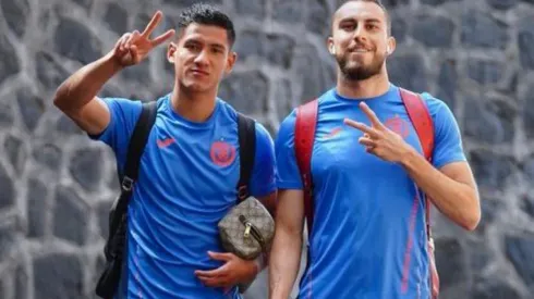 Antuna y Mayorga llegando al Azteca.