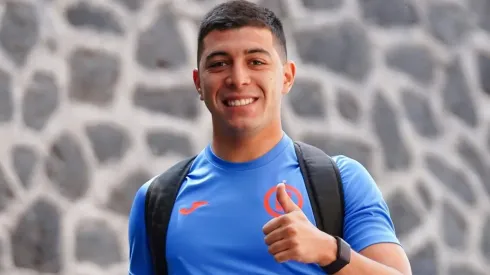 Lira a la llegada al azteca ante Necaxa.