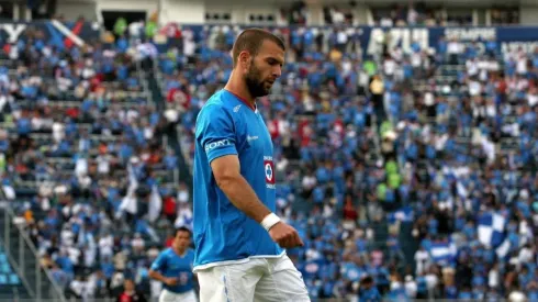 El exdelantero de Cruz Azul fue uno de los cuatro campeones de goleo que ha tenido La Máquina en toda su historia