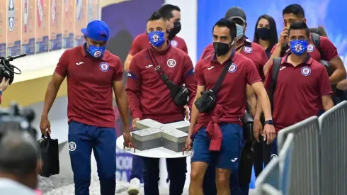 Rafael Baca, Orbelín Pineda, Jaiber Jiménez y Roberto Alvarado fueron los encargados de cuidar el amuleto