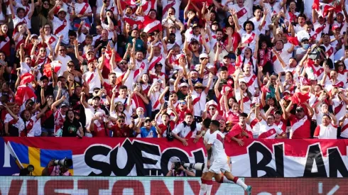 Perú en el duelo ante Nueva Zelanda.