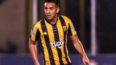 Roberto Fernández está en la mira de Cruz Azul.