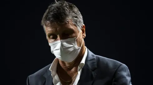 El entrenador uruguayo consumó otro fracaso