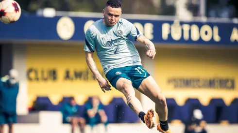 Cabecita ya anotó su priemr gol con América.