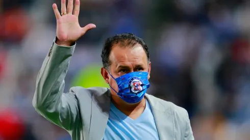 Cruz Azul despidió a Juan Reynoso como DT en mayo.