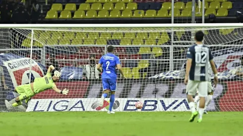 El portero volvió a fallar en uno de los goles del Pachuca