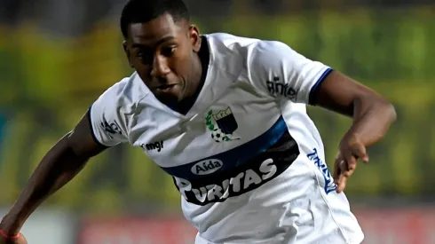 Gonzalo Carneiro espera por Cruz Azul para concretar su llegada.