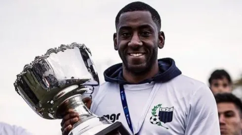 Gonzalo Carneiro con el Liverpool, de Uruguay