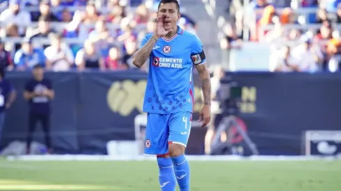 El defensor central se mostró dolido por los insultos hacia su familia