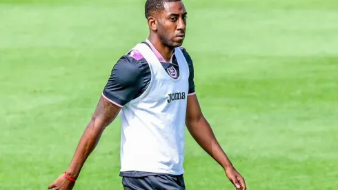 Gonzalo Carneiro todavía no está registrado con Cruz Azul.