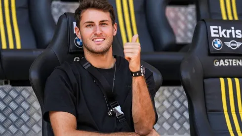 El delantero mexicano está próximo a debutar