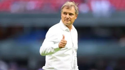 El entrenador empezó a ser cuestionado