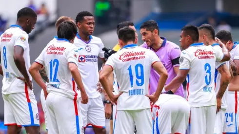 Cruz Azul se impuso con susto al Querétaro