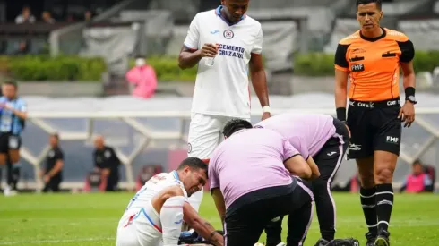 Erik Lira en el duelo ante Querétaro