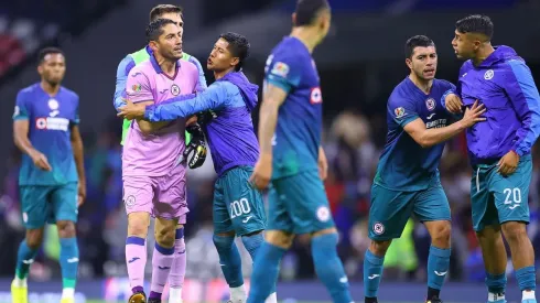 Chuy ejerció de capitán y reprochó la actitud del chileno